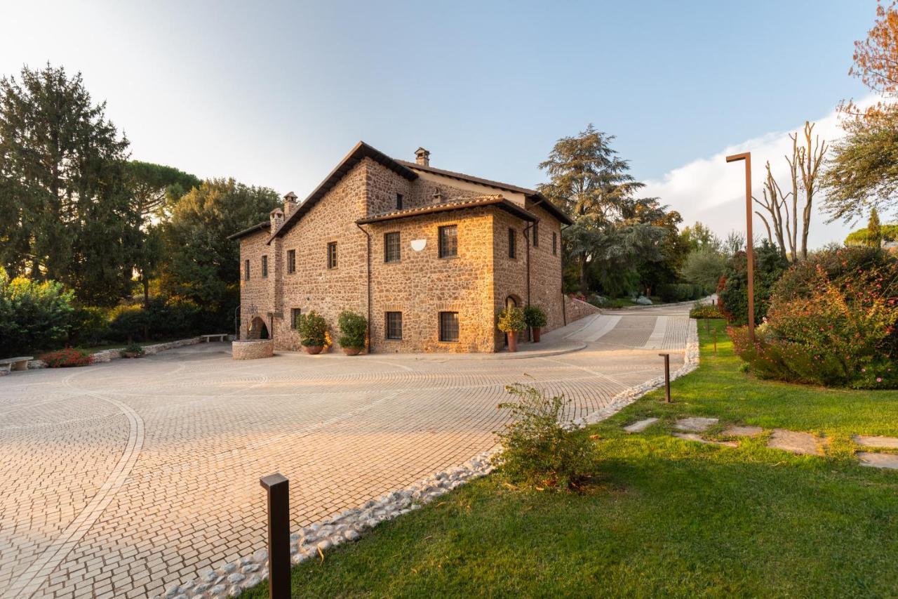 Отель Antico Borgo Molino 7Cento Vicino Ai Giardini Di Ninfa Cori Экстерьер фото