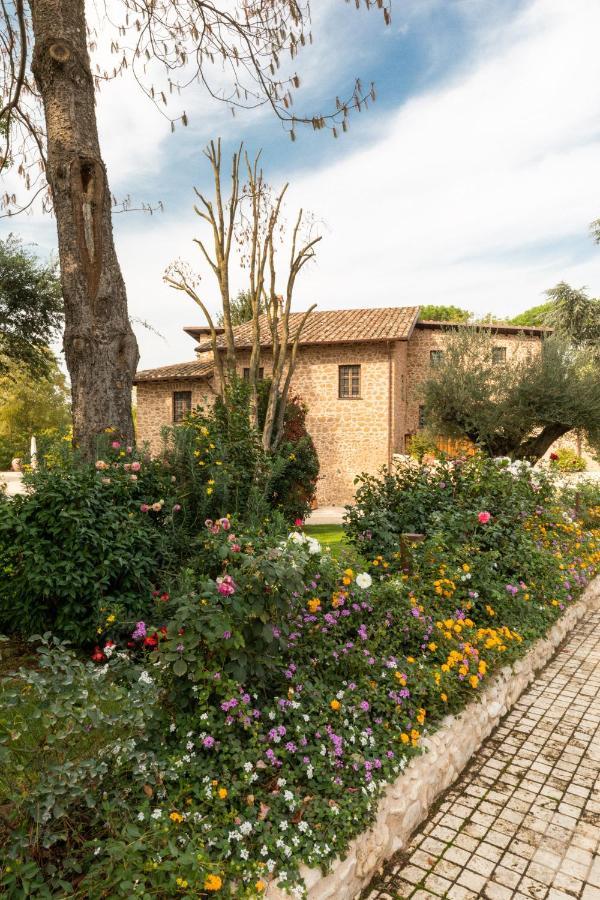 Отель Antico Borgo Molino 7Cento Vicino Ai Giardini Di Ninfa Cori Экстерьер фото