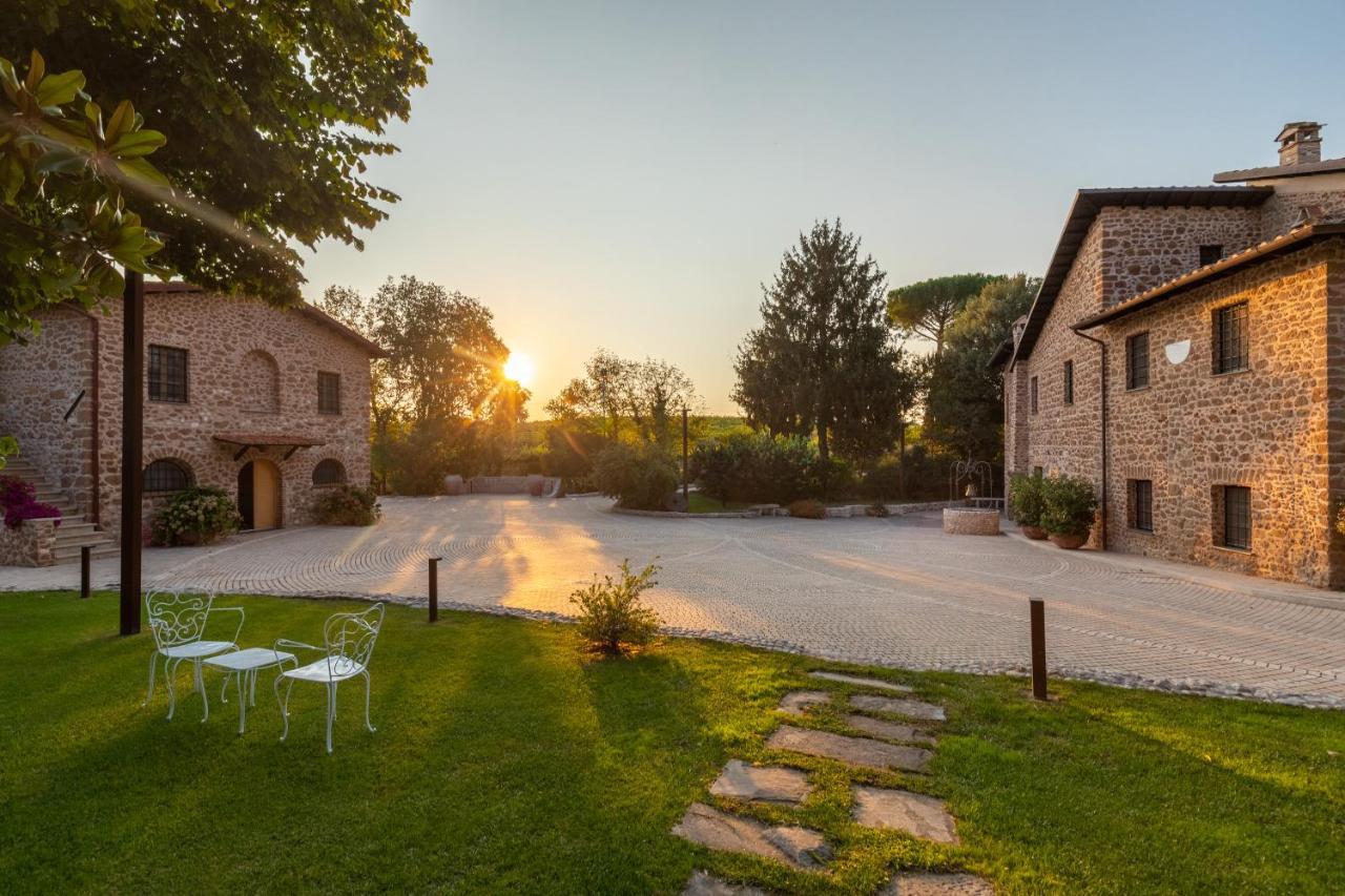 Отель Antico Borgo Molino 7Cento Vicino Ai Giardini Di Ninfa Cori Экстерьер фото